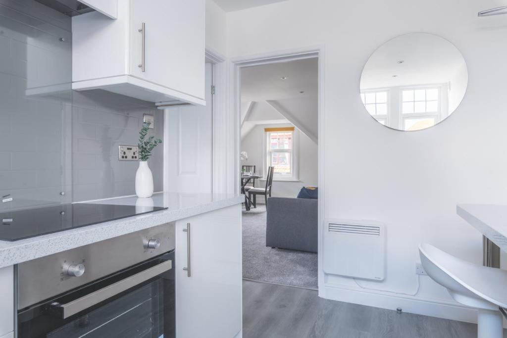 Coast View Luxury Apartment Lyme Regis Eksteriør billede