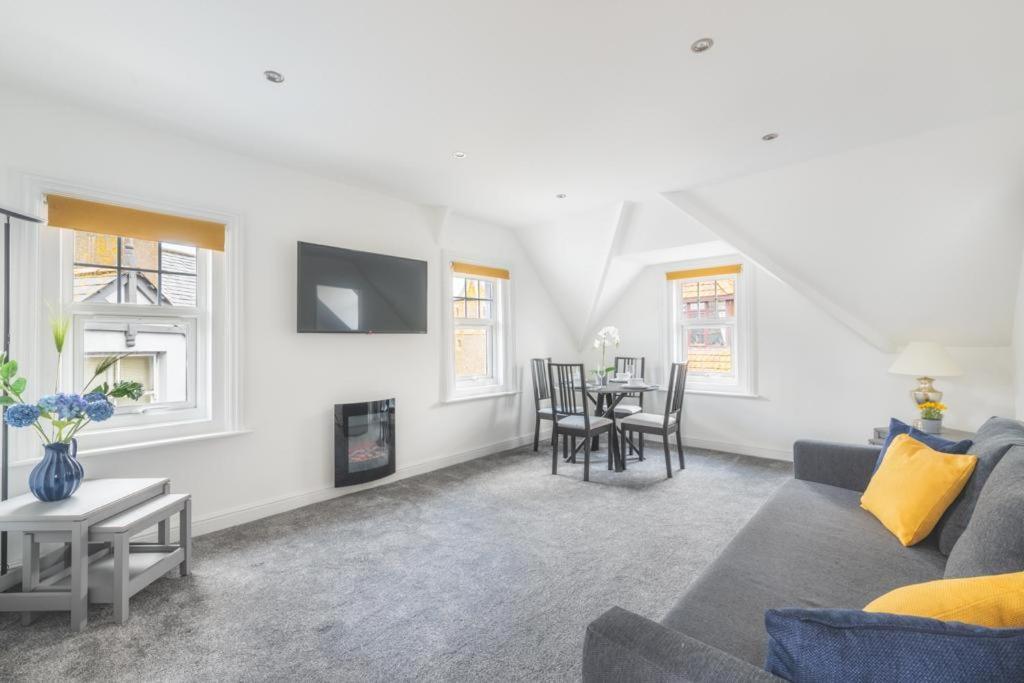 Coast View Luxury Apartment Lyme Regis Eksteriør billede